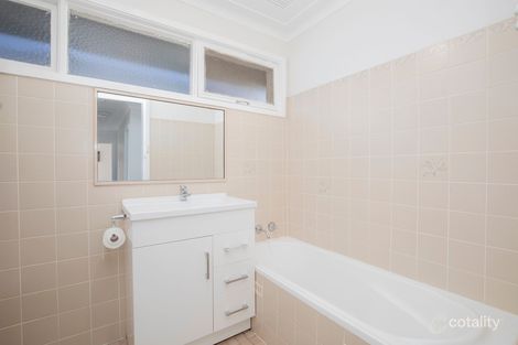 Property photo of 38 Conmurra Circuit Shortland NSW 2307
