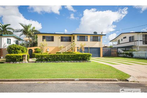 Property photo of 34 Stenlake Avenue Kawana QLD 4701