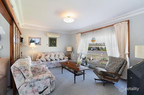 Property photo of 10 Pelican Street Swansea NSW 2281