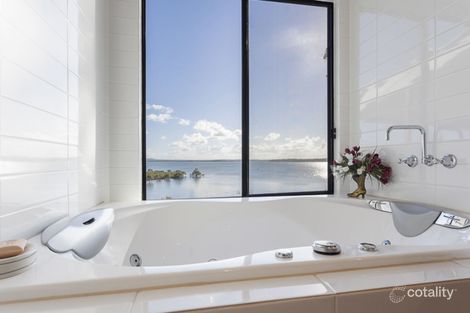 Property photo of 91 Coondooroopa Drive Macleay Island QLD 4184