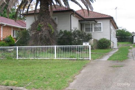 32 Bernard St, Westmead, NSW 2145