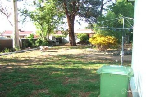 Property photo of 14 The Boulevarde Kooringal NSW 2650