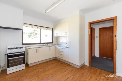Property photo of 10 Forest Drive Frankston North VIC 3200