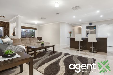 Property photo of 10 Riverglen Road Berwick VIC 3806