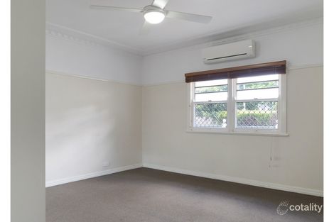 Property photo of 78 North Street Mount Lofty QLD 4350