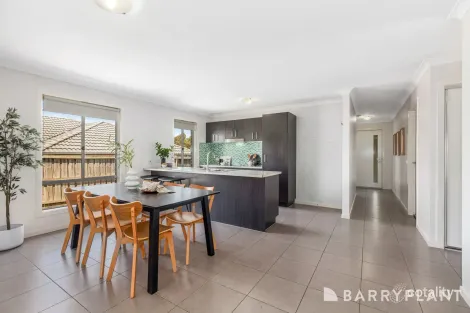 Property photo of 12 Dampiera Avenue Wallan VIC 3756