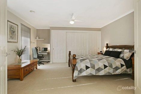 Property photo of 16 Lahinch Grove Cranbourne VIC 3977