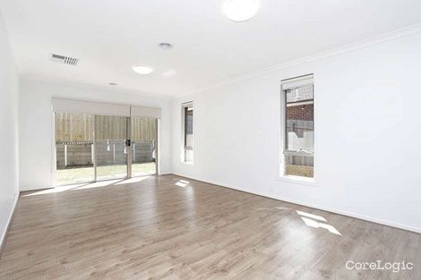 Property photo of 2/48 Headingley Road Mount Waverley VIC 3149