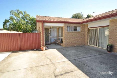2/3 Avi Ct, Labrador, QLD 4215