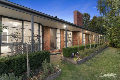 Property photo of 3 Porosa Court Langwarrin VIC 3910