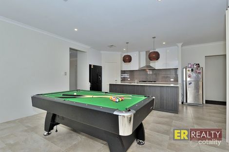 Property photo of 8 Warrego Outlook Ellenbrook WA 6069