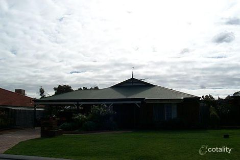 Property photo of 35 Inquirer Lane Stratton WA 6056