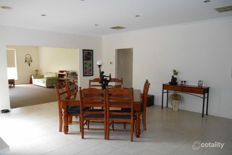 Property photo of 44 Canisby Way Craigieburn VIC 3064