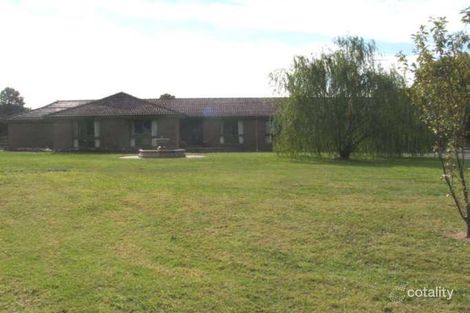 3 Brently Cl, Narre Warren North, VIC 3804