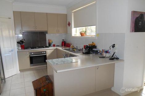 Property photo of 44 Canisby Way Craigieburn VIC 3064