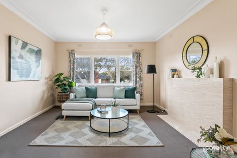 Property photo of 20 Surrey Crescent Oakleigh East VIC 3166