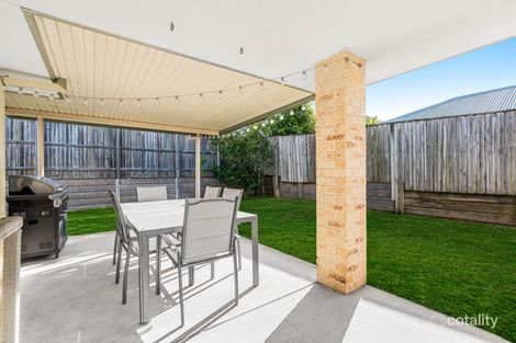 Property photo of 4 Phillips Place Wakerley QLD 4154