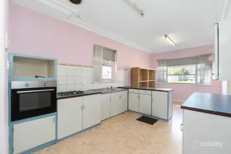 Property photo of 307 Orrong Road Kewdale WA 6105