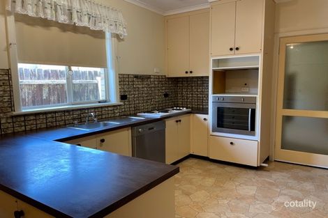 Property photo of 4 Bray Court Bentleigh East VIC 3165