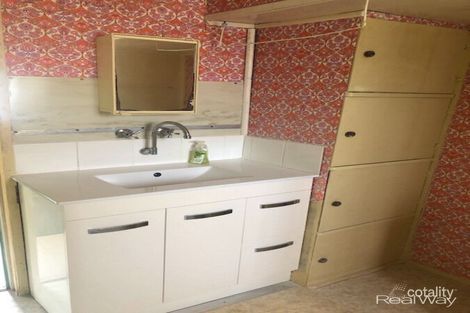Property photo of 8 Killarney Lane Mount Morgan QLD 4714