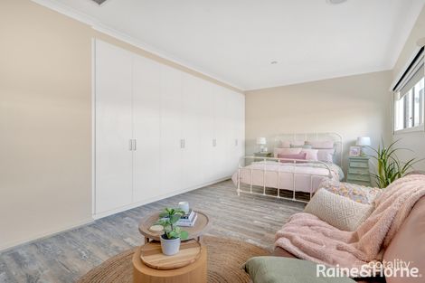 Property photo of 90 Hawking Crescent Fraser Rise VIC 3336