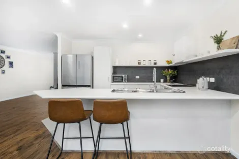 6 River Gum Gr, Hamlyn Terrace, NSW 2259