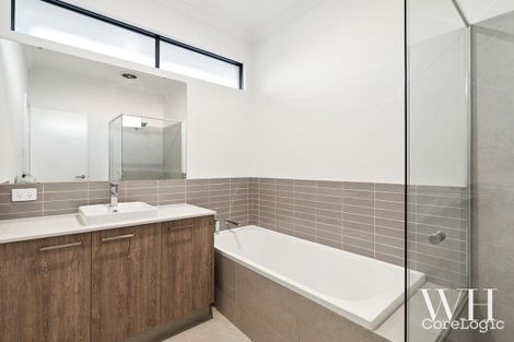 Property photo of 4 Vision Way Southern River WA 6110