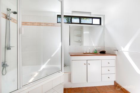 Property photo of 34 Ross Crescent Sunshine Beach QLD 4567