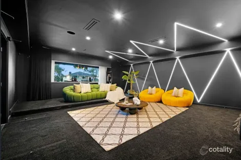 Property photo of 33 Tournament Drive Point Cook VIC 3030