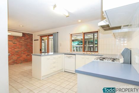 Property photo of 4 Redleaf Close Heathcote VIC 3523