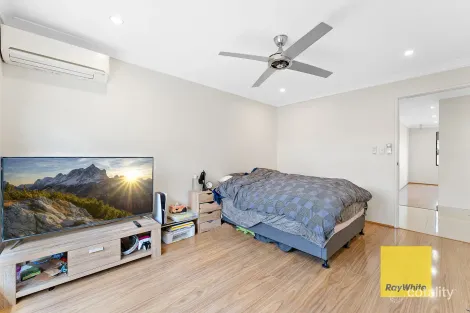 Property photo of 2 Rollo Way Caversham WA 6055