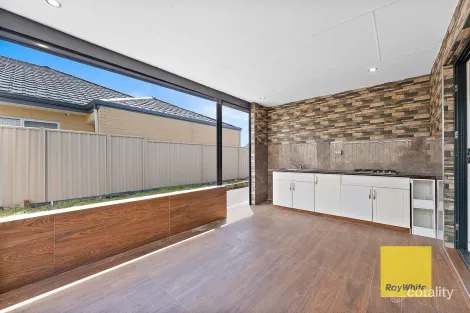 Property photo of 2 Rollo Way Caversham WA 6055