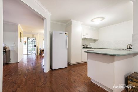 Property photo of 17 Forsyth Close Burnside VIC 3023