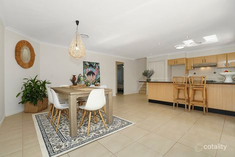 Property photo of 12 Warburton Close Macquarie Hills NSW 2285