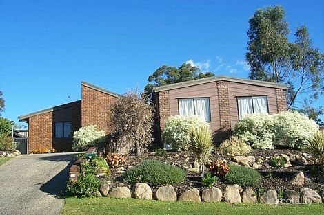 15 Jason Tce, Eatons Hill, QLD 4037