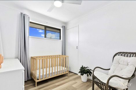 Property photo of 16 Cooloola Crescent Urangan QLD 4655
