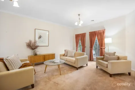 Property photo of 39 The Boulevard Gisborne VIC 3437