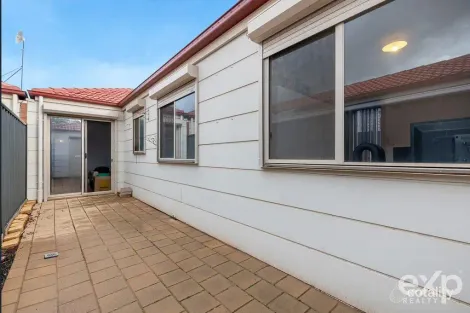 Property photo of 33 Riesling Crescent Andrews Farm SA 5114
