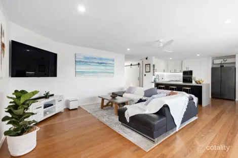 Property photo of 6 Lawlor Place Terranora NSW 2486