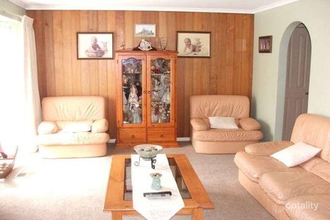 Property photo of 115 Cambridge Crescent Wyndham Vale VIC 3024