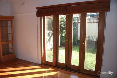 Property photo of 2/111 Through Road Camberwell VIC 3124