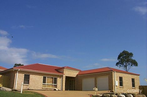 11 Yantara Ct, Westlake, QLD 4074