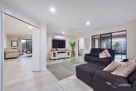 Property photo of 2 Limewood Crescent Ormeau Hills QLD 4208