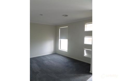 Property photo of 20 Parkfield Court Deer Park VIC 3023
