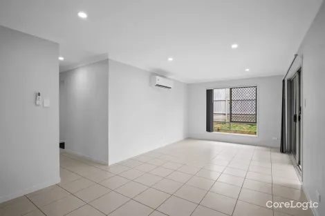 Property photo of 30 Skyblue Circuit Yarrabilba QLD 4207