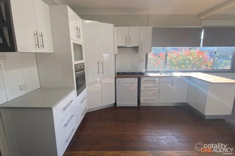 Property photo of 42 Emily Street Marks Point NSW 2280