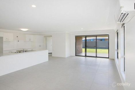 Property photo of 14 Uralla Street Fern Bay NSW 2295