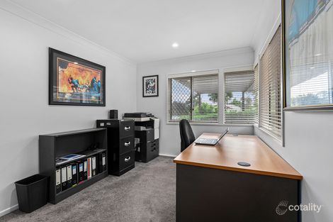 Property photo of 33 Habitat Place Bridgeman Downs QLD 4035