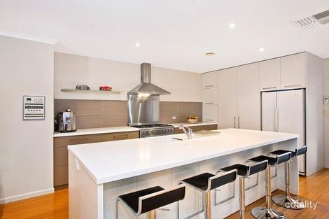 Property photo of 6 Lakeview Gardens Jerrabomberra NSW 2619