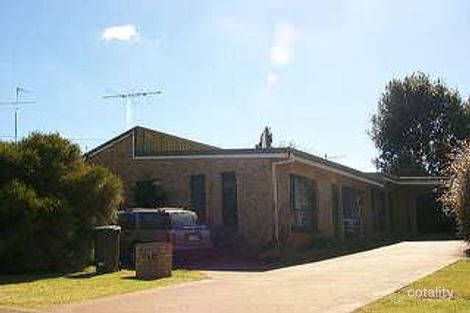 19 Nellie St, Centenary Heights, QLD 4350